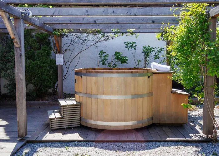 Victoria-2 By Interhome Chalet